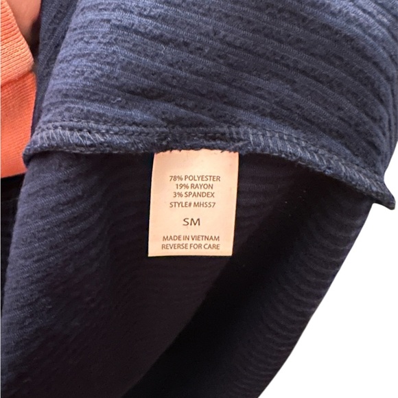 ANDREE BY UNIT Blue Knit Blouse - Picture 4 of 5